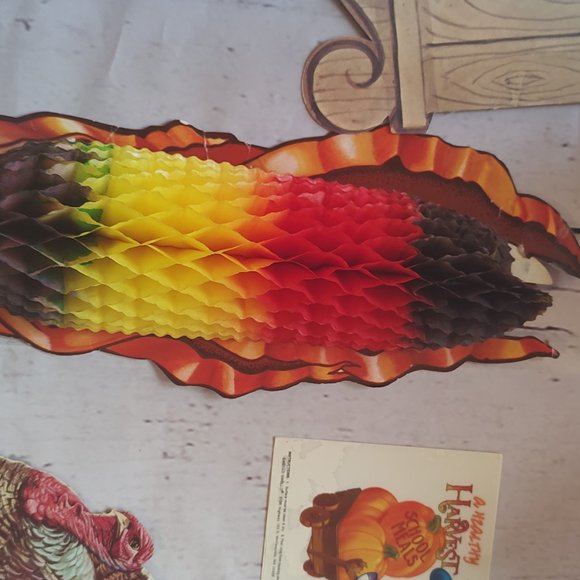 Vintage Thanksgiving cardboard cutout honeycomb decorations turkey scarecrows - Picture 3 of 9